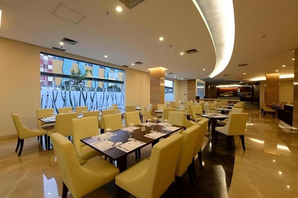 Hotel Falatehan Jakarta Exterior photo